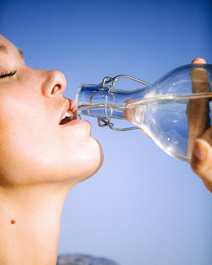 why you should drink water first thing in the morning on an empty stomach